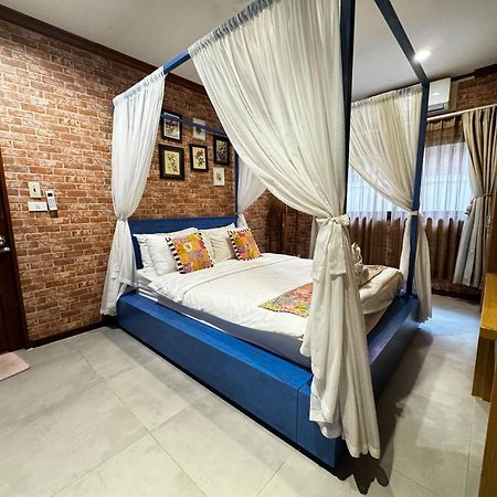 Baan Sansuk Pranburi - Beach Front & Pool Villa Экстерьер фото